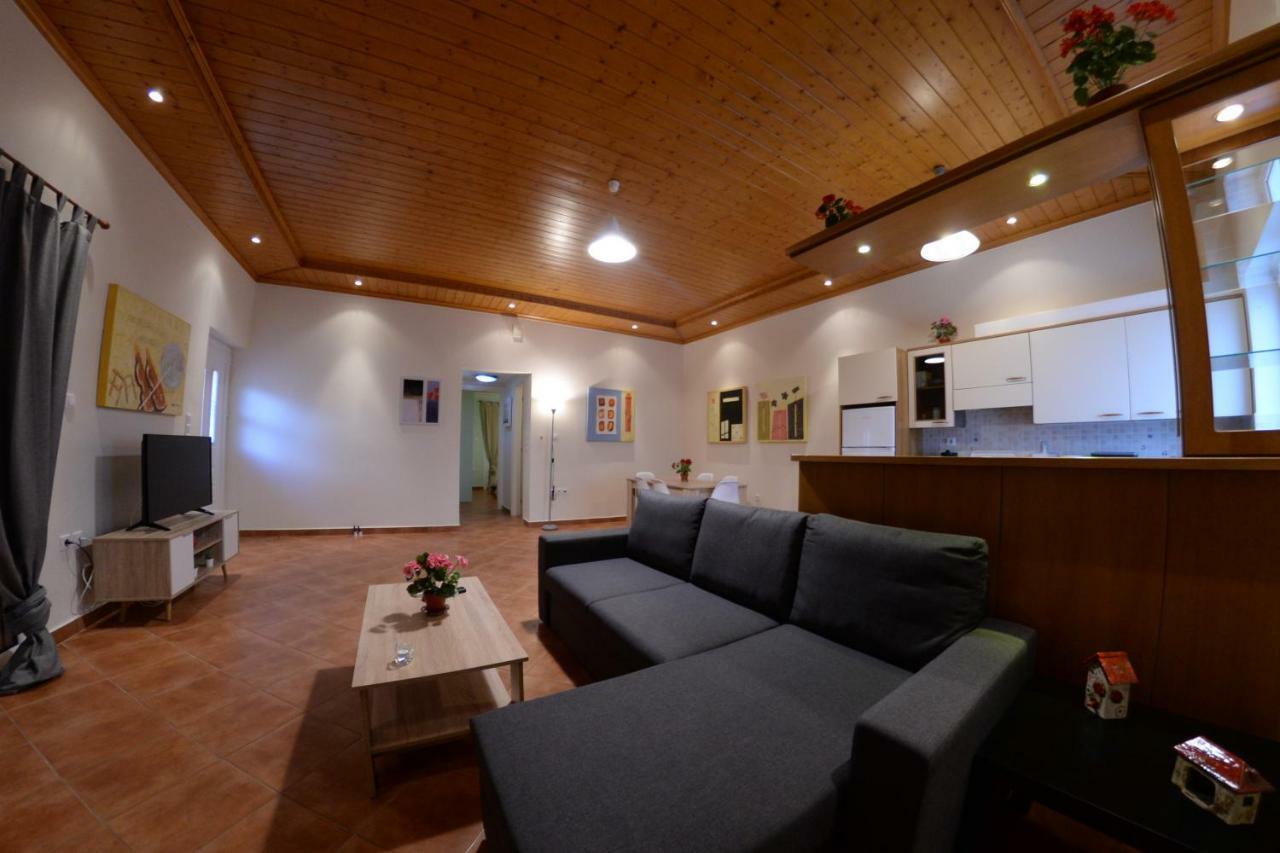 Patras Cozy Lodge Zewnętrze zdjęcie